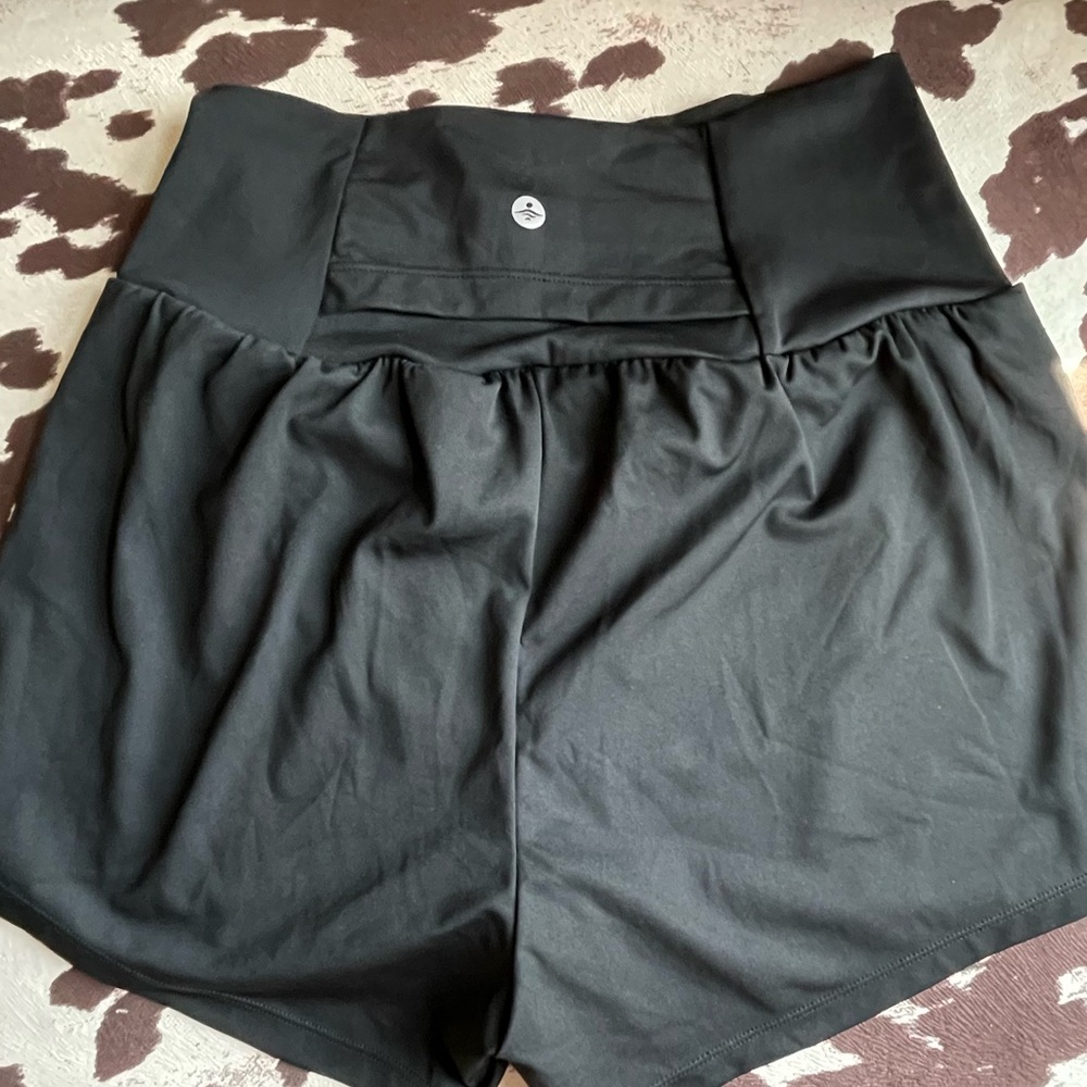 HALARA Women's Black High-Waisted Athletic Shorts